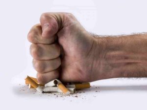 فواید ترک سیگار بر چهره چیست