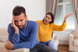 علت خیانت زناشویی از دیدگاه زوجین مراجعه کننده به دادگاه خانواده